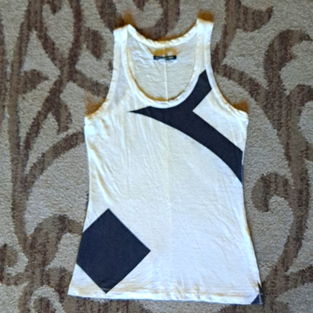Rag & Bone/JEAN Women cream with black figures Sleeveless T-Shirt XS  100% cotto